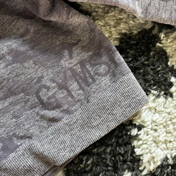 Gymshark Women's Grey and Black Shirt - Picture 5 of 7